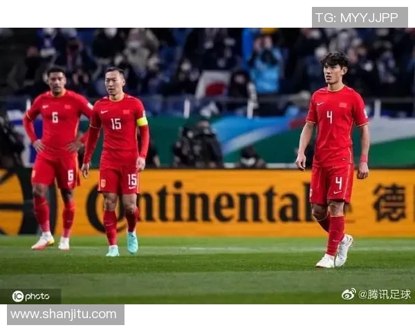 武汉足球队防反战术解析与战绩提升的深度探讨